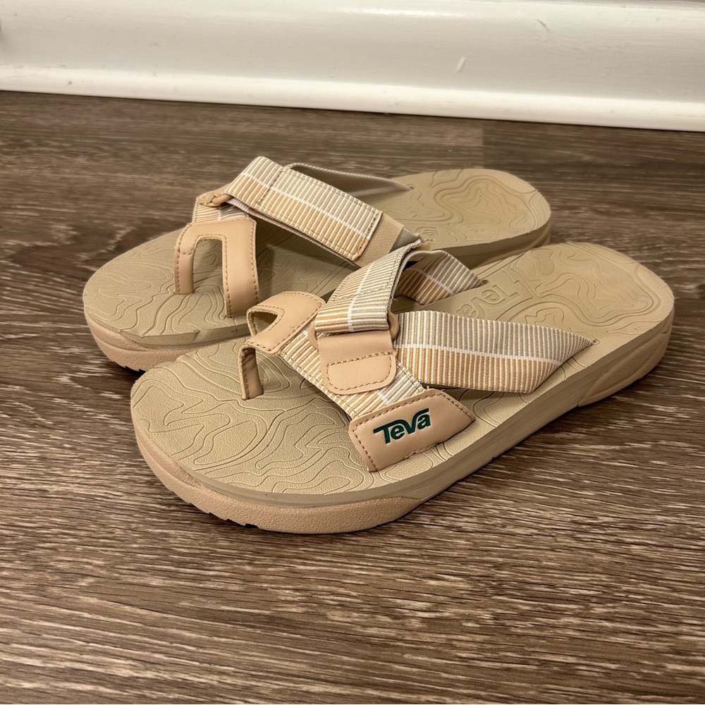 NWOT Teva Women's Revive 95 Slide Sandal, Women’s Size 8